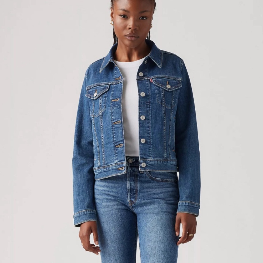 Levi's Women's Mid Blue Denim Trucker Jacket